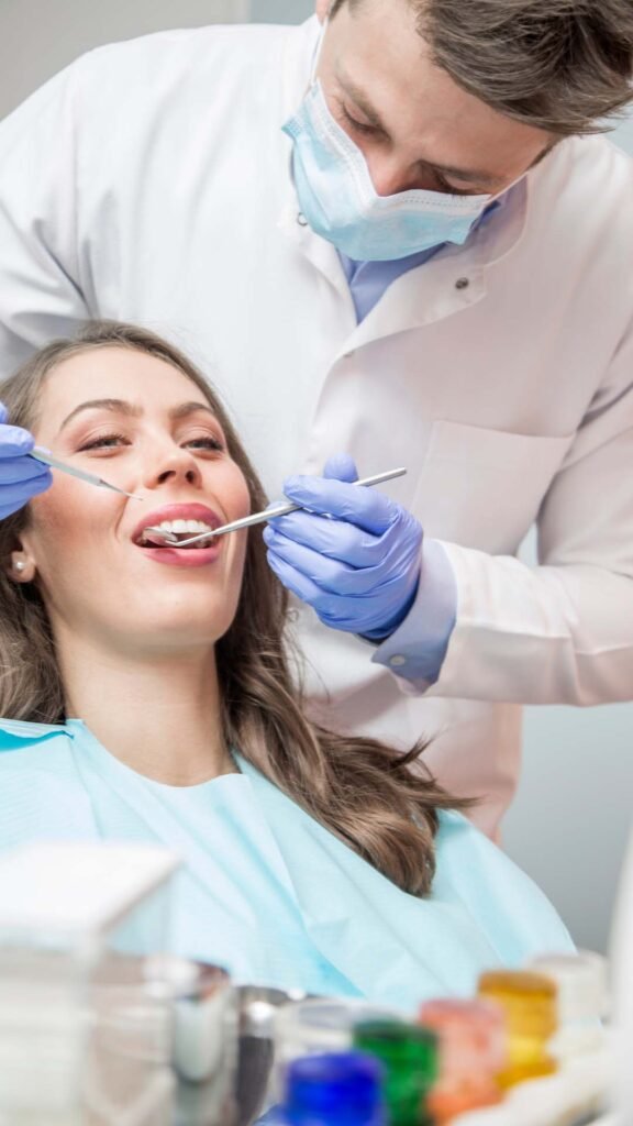 Dental checkup, Teeth cleaning service in Thiruvalla & Kakkanad
