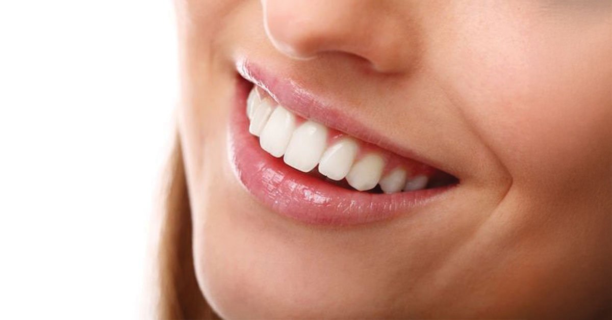 Best Cosmetic Dentistry Treatments for a Smile Makeover